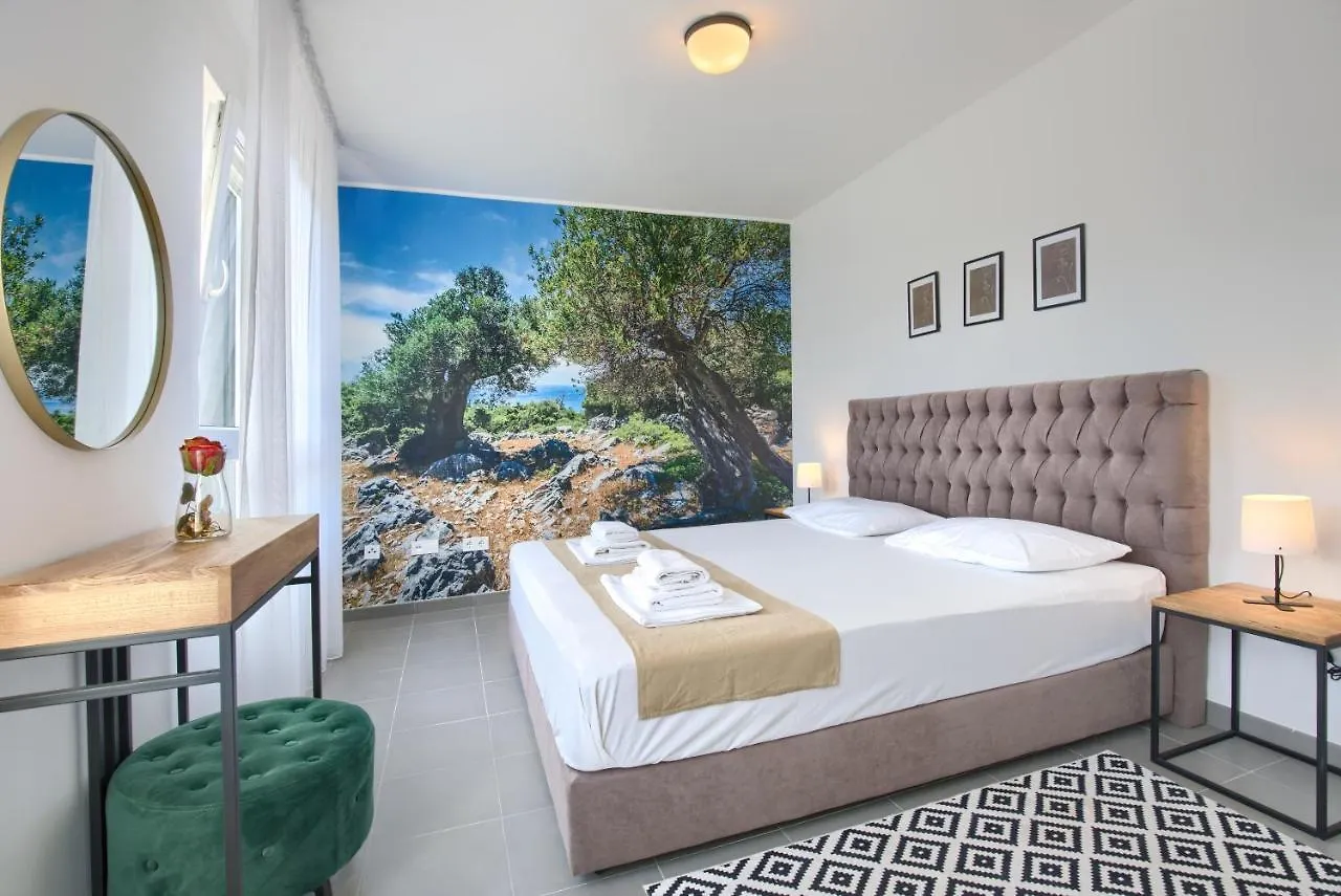 Beautiful Two-Bedroom Seaside Apartment In Premantura Croatia